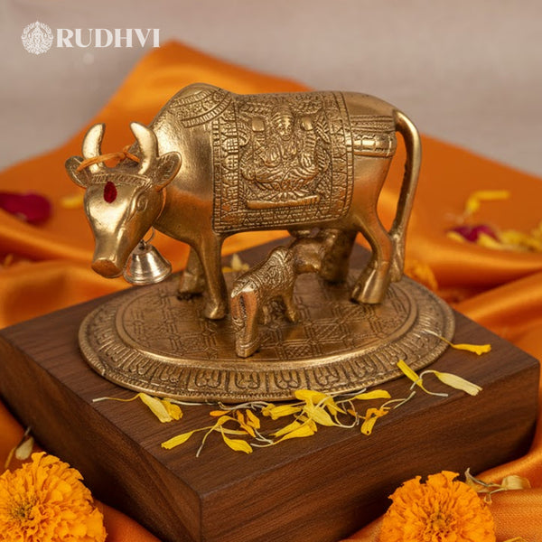 Brass Kamdhenu Cow and Calf Murti for Wealth, Prosperity & Vastu