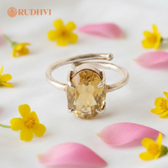 Natural Citrine Ring – Abundance, Confidence & Positive Energy